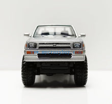 Load image into Gallery viewer, Masdi 1:64 Gray 1995 Hilux RN80 Cab Pickup Truck Model Diecast Metal Car New Collection
