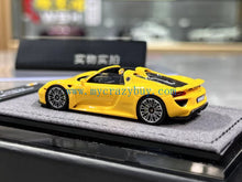Load image into Gallery viewer, Halo 1:64 Yellow 918 Spyder Sports Model Diecast Resin Car New Collection
