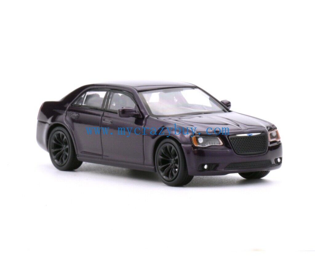596 1:64 Purple 2013 300C SRTV8 Muscle Sports Sedan Model Diecast Metal Car