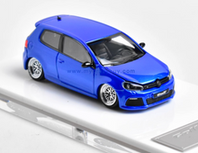 Load image into Gallery viewer, Maxwell 1:64 HEC Blue VW Golf GTI MK6 BBS Sports Model Diecast Metal Car New Collection
