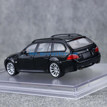 Load image into Gallery viewer, King 1:64 Black M5 E60 Wagon Sports Model Diecast Metal Car New Collection
