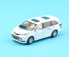 Load image into Gallery viewer, Masdi 1:64 White Sienna MPV Mini Van Sports Model Diecast Metal Car New Collection
