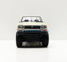 Load image into Gallery viewer, Masdi 1:64 Yellow 1995 Hilux RN80 Cab Pickup Truck Model Diecast Metal Car New Collection
