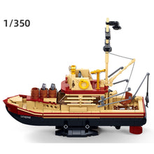 Load image into Gallery viewer, 592PCS MOC Fishing Boat Figure Model Toy Building Block Brick Gift Kids Compatible Lego 1:320
