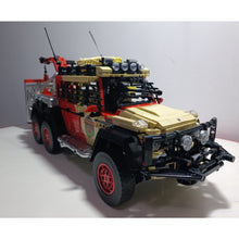 Load image into Gallery viewer, 2453PCS MOC Technic Speed Static 6x6 Hunting SUV Jeep Car Model Toy Building Block Brick Gift Kids DIY Set New 1:14 Compatible Lego
