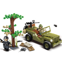 Load image into Gallery viewer, 834PCS Military WW2 Scene Willie Bantam 40 BRC Jeep Figure Model Toy Building Block Brick Gift Kids DIY Set New Compatible Lego
