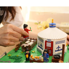 Load image into Gallery viewer, 778PCS MOC Architecture Inner Mongolian Yurt Traditional House Figure Model Toy Building Block Brick Gift Kids DIY Set New Compatible Lego
