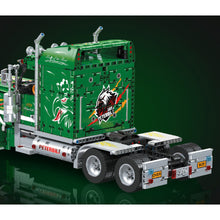 Load image into Gallery viewer, 2105PCS MOC Technic Speed Static Green Peterbilt 389 Truck Head Tractor King of the Road Model Toy Building Block Brick Gift Kids DIY Set New Compatible Lego
