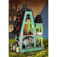 Load image into Gallery viewer, 2233PCS MOC City Street Halloween Hunter House Model Toy Building Block Brick Gift Kids DIY Set New
