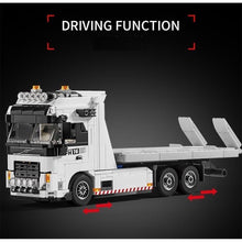 Load image into Gallery viewer, 670PCS MOC Military Technic Speed White FH16 Mega Flatbed Tow Pro Truck Model Toy Building Block Brick Gift Kids DIY Set New
