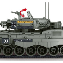 Load image into Gallery viewer, 1756PCS Military WW2 Thunder Panther 2A4 Leopard Main Battle Tank Model Toy Building Block Brick Gift Kids Compatible Lego
