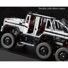 Load image into Gallery viewer, 3173PCS MOC Technic Large White AMG G63 6x6 SUV Off Road Car Model Toy Building Block Brick Gift Kids Compatible Lego 1:8
