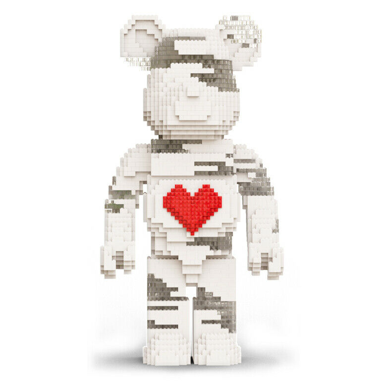 3200PCS MOC Large Love Bear Display Building Block Educational Toy Model Bricks Figure Light Fully Compatible With Lego