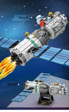 Load image into Gallery viewer, 804PCS NASA Space Ship Station Flight Building Blocks Figure Educational Toy Model Set Fully
