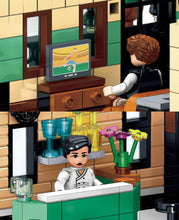 Load image into Gallery viewer, 1186PCS City Street Roma Dining Restaurant Building Blocks Bricks Figures Model Fully Compatible With Lego
