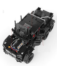 Load image into Gallery viewer, 3300PCS MOC Technic Static G63 6x6 Off Road Car Building Blocks Brick Educational Toy Model Fully Compatible With Lego
