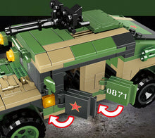 Load image into Gallery viewer, 341PCS Military Armored Off Road Car Vehicle Building Block Brick Model Figures Fully
