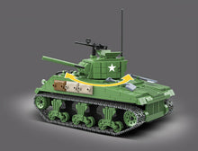 Load image into Gallery viewer, 726PCS M4 Sherman Tank Building Blocks WW2 Soldier Figures Educational Toy Bricks Model Fully
