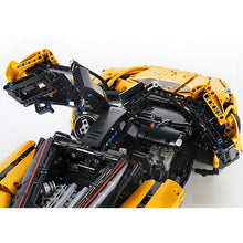 Load image into Gallery viewer, 3149PCS MOC Technic Static Speed 720S Super Racing Sports Car Model Toy Building Block Brick Gift Kids Compatible Lego 1:8
