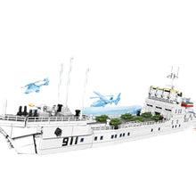 Load image into Gallery viewer, 1735PCS Military WW2 NAVY Yuting Type 072A Class Tank Landing Ship Figure Model Toy Building Block Brick Gift Kids Compatible Lego
