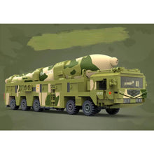 Load image into Gallery viewer, 986PCS Military WW2 DF-21 Medium Range Ballistic Missile Truck Figure Model Toy Building Block Brick Gift Kids Compatible Lego
