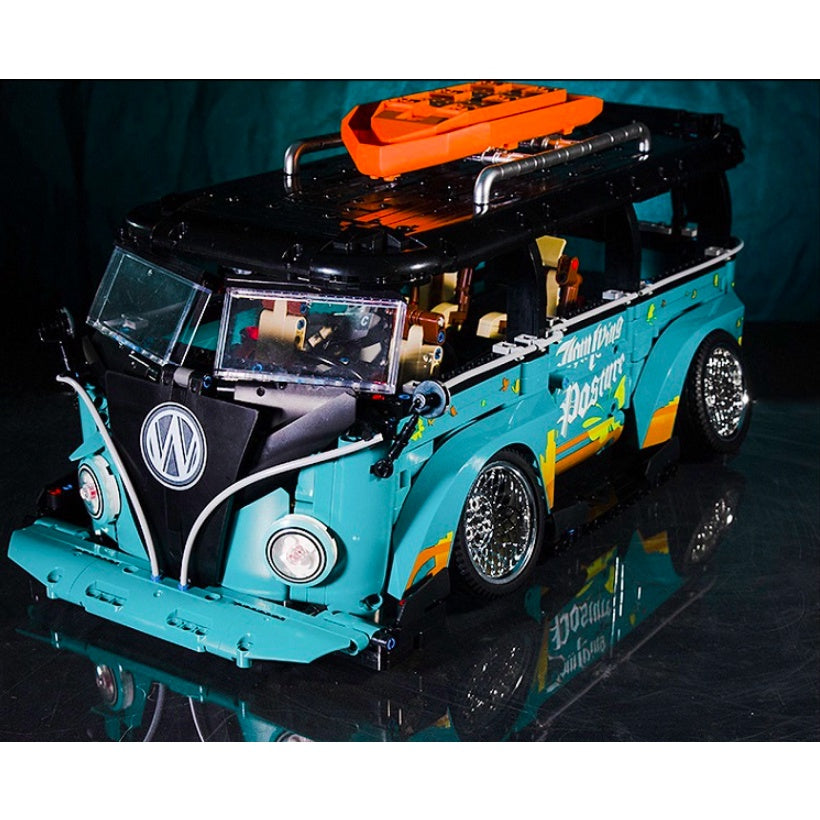 2550PCS MOC Technic VW T1 Mini Van VIP Hella Flush Car Model Toy