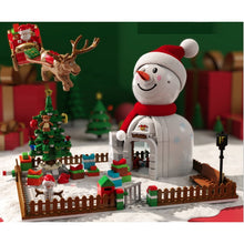 Load image into Gallery viewer, 573PCS MOC Christmas Santa Snow Man Gift House Deer Toy Model Building Block Brick Set Kids New Compatible With
