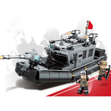 Load image into Gallery viewer, 415PCS Military WW2 LCAC Landing Craft Air Cushion Figure Model Toy Building Block Brick Gift Kids Compatible Lego
