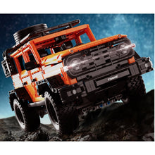 Load image into Gallery viewer, 2860PCS MOC Technic Orange Tank 300 Off Road Jeep SUV Car Model Toy Building Block Brick Gift Kids Compatible Lego
