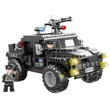 Load image into Gallery viewer, 486PCS MOC Police SWAT Assault Vehicle Car Figure Model Toy Building Block Brick Gift Kids Compatible Lego
