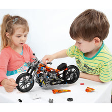 Load image into Gallery viewer, 436PCS MOC Technic Speed Classic Motorcycle Motor Bike Model Toy Building Block Brick Gift Kids Compatible Lego
